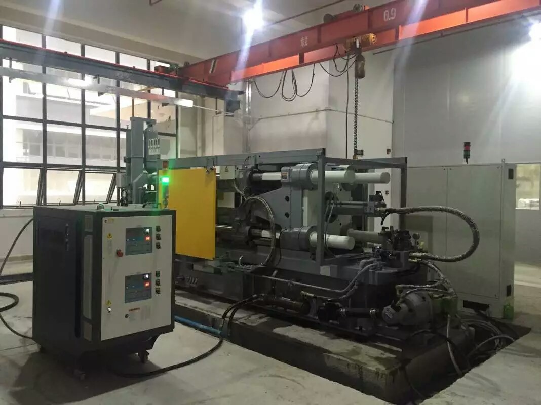 壓鑄專(zhuān)用模溫機(jī)找盧青松_雙回路壓鑄模溫機(jī)使用現(xiàn)場(chǎng) 壓鑄專(zhuān)用模溫機(jī)找盧青松_雙回路壓鑄模溫機(jī)使用現(xiàn)場(chǎng)